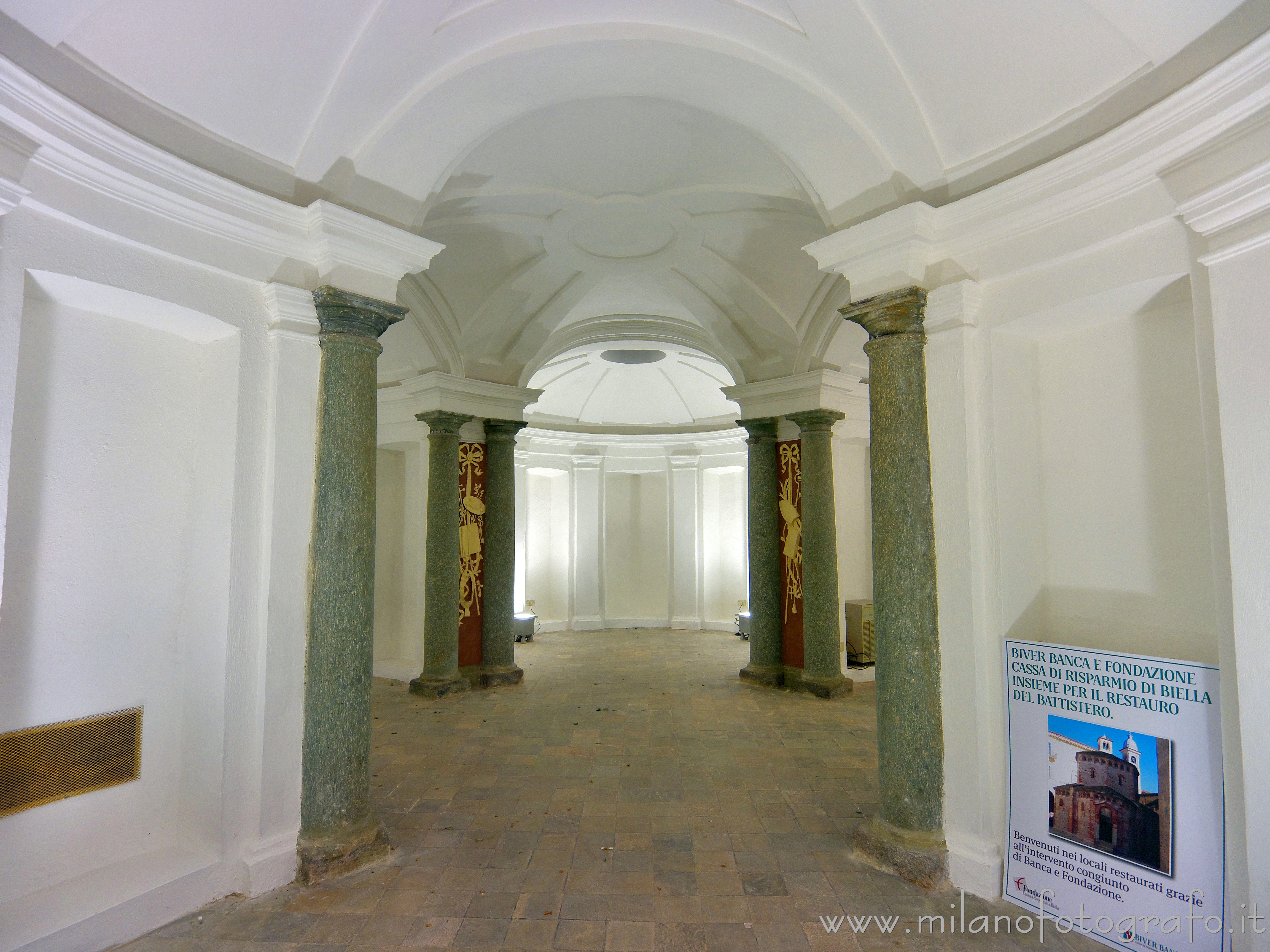 Biella (Italy) - Crypt of the Cathedral of Biella - Full resolution picture